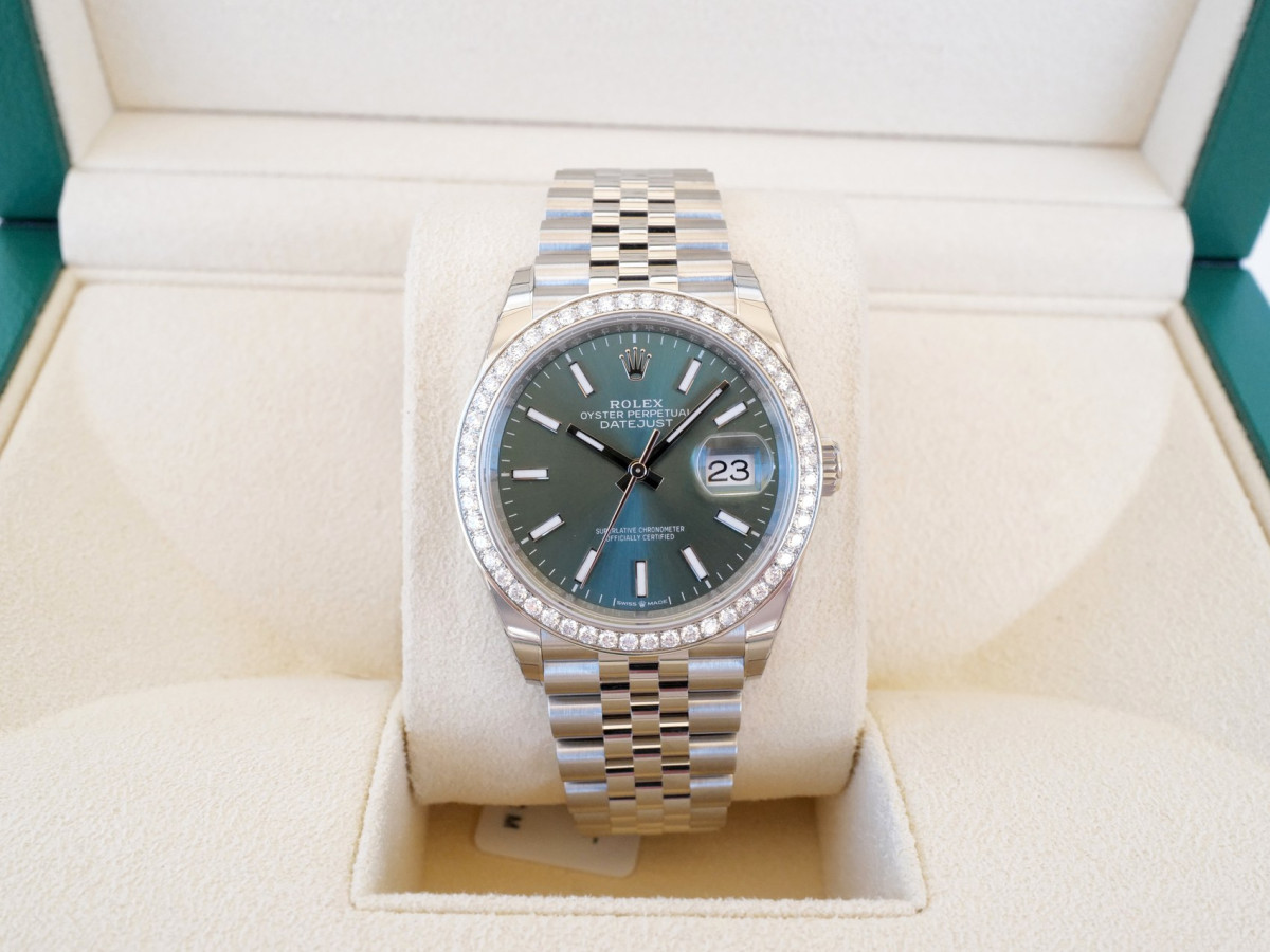 Швейцарские часы Rolex Datejust 36 Jubilee Steel Diamond Bezel Green Dial