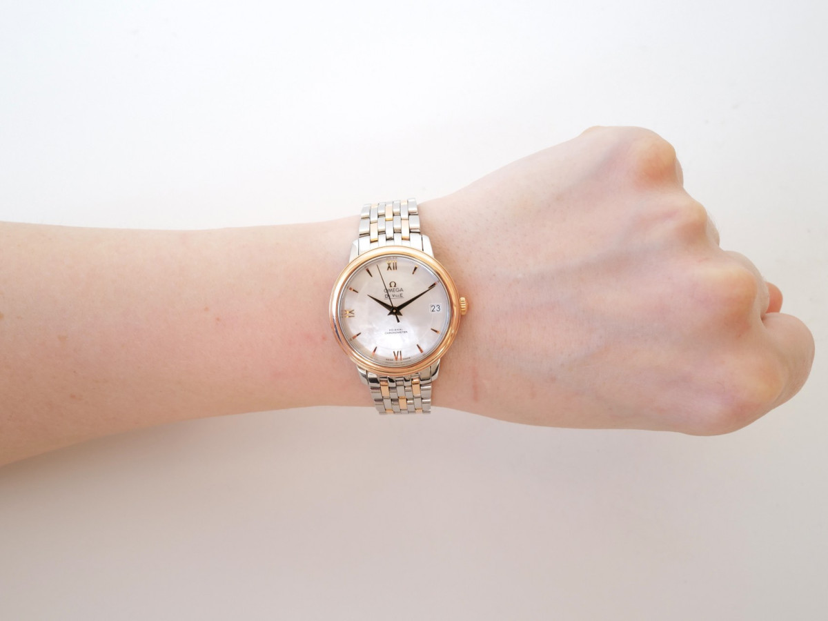 Швейцарские часы Omega De Ville Prestige MoP Dial 18K Rose Gold Steel Automatic 33