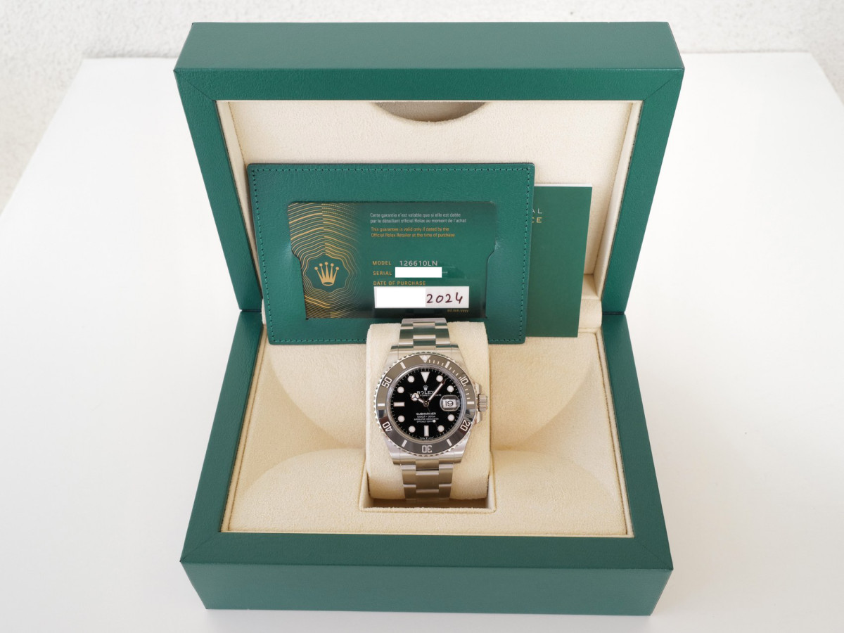 Швейцарський годинник Rolex Submariner Date 41 (2024)