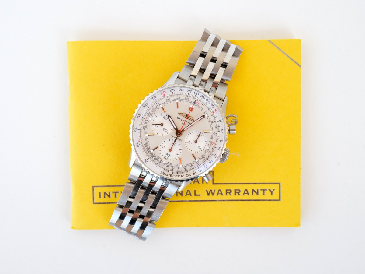Швейцарський годинник Breitling Navitimer B01 Chronograph Steel 41 Silver Dial