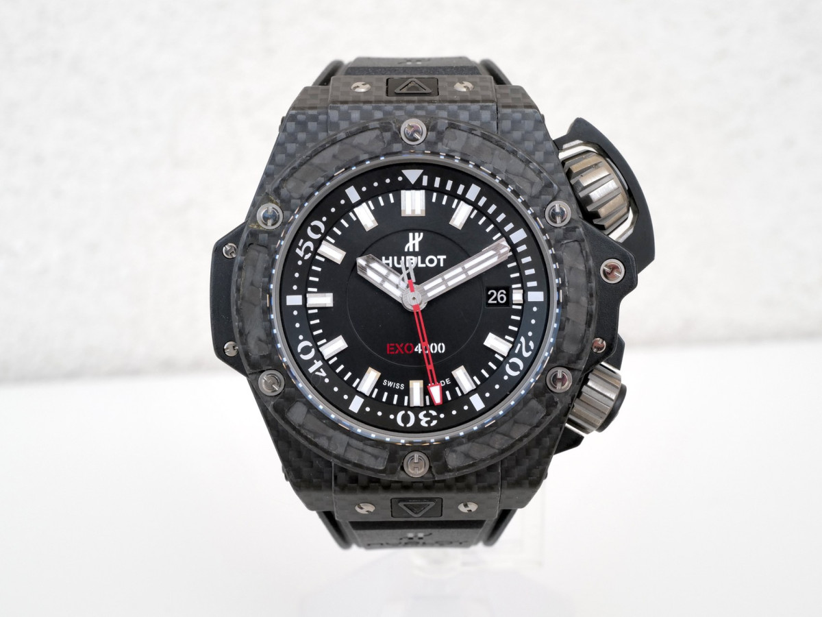 Швейцарские часы Hublot King Power Oceanographic 4000 Carbon 48