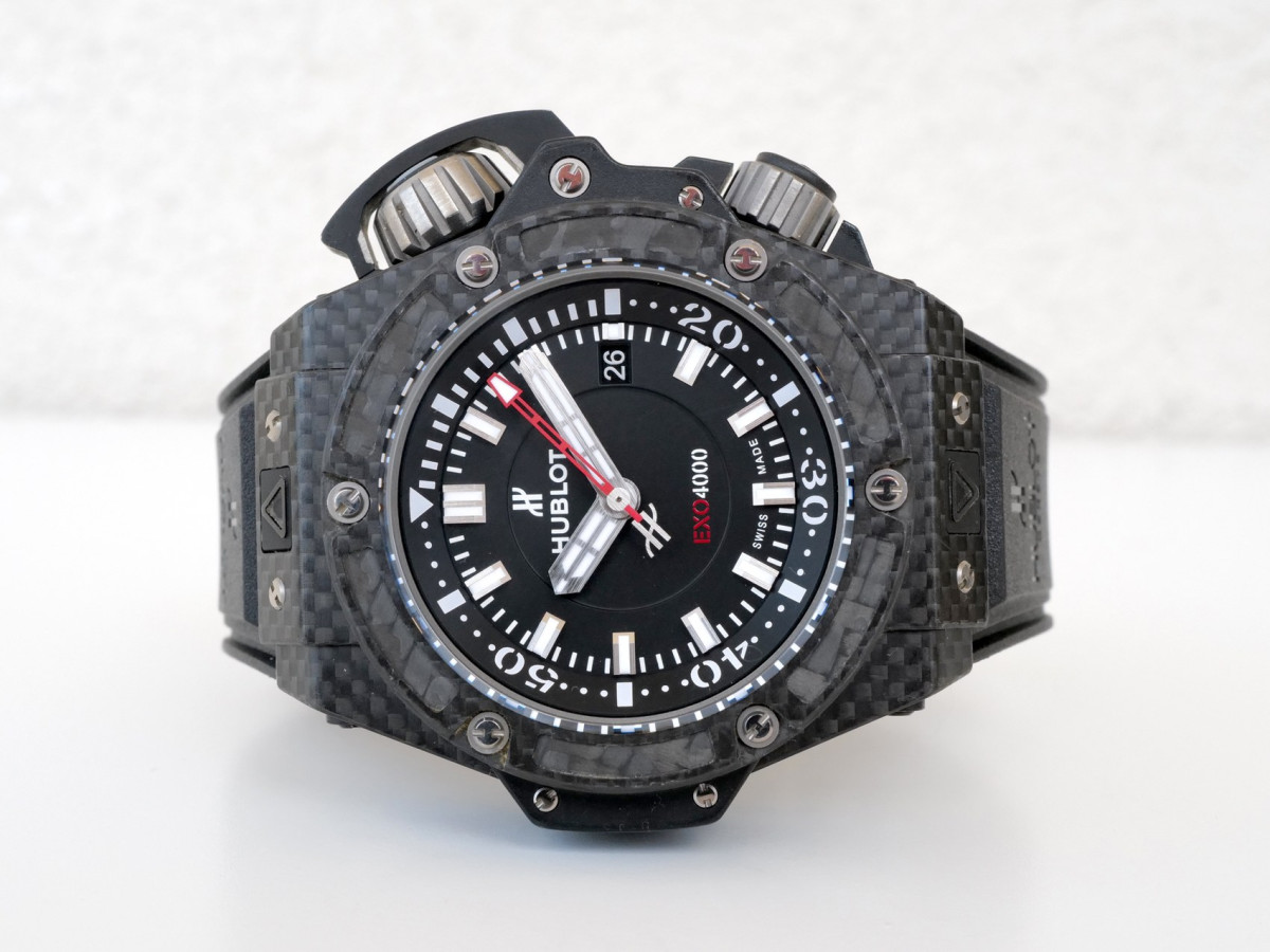 Швейцарские часы Hublot King Power Oceanographic 4000 Carbon 48