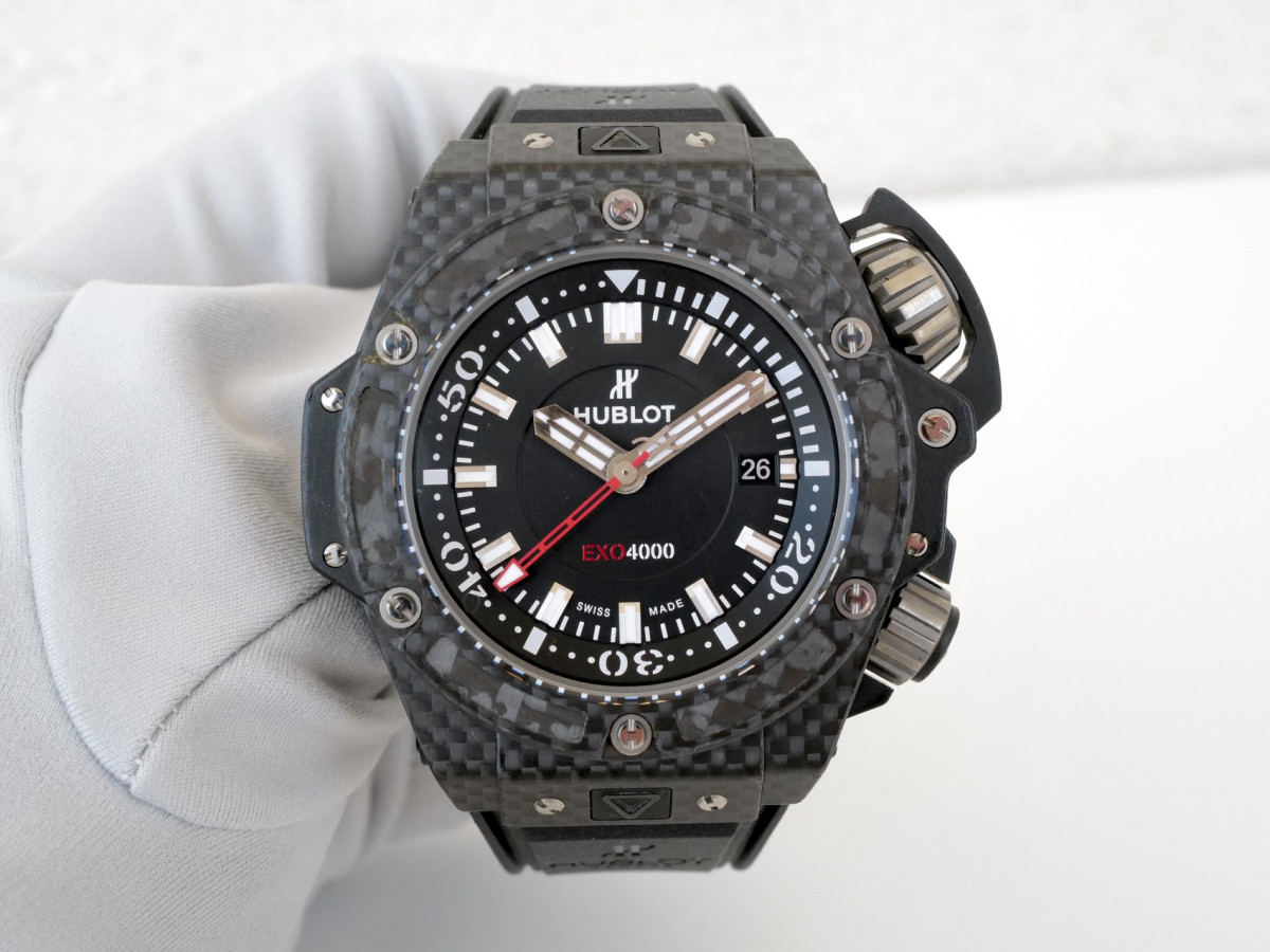 Швейцарские часы Hublot King Power Oceanographic 4000 Carbon 48