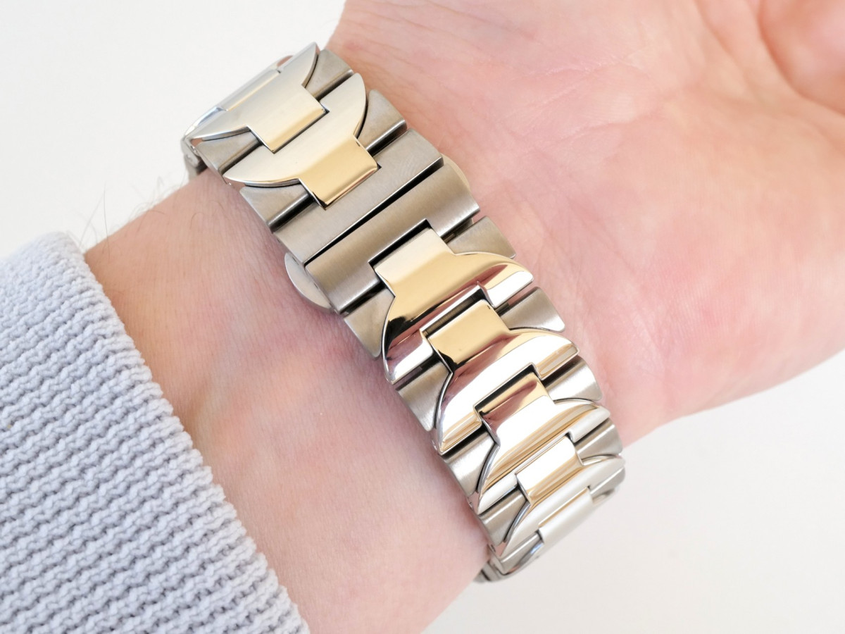 Швейцарские часы Panerai Luminor GMT Titanium Black Dial 44