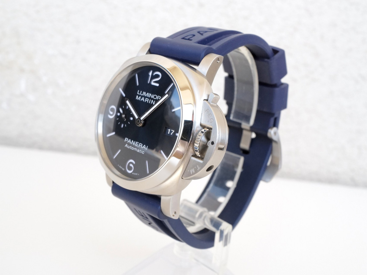 Швейцарские часы Panerai Luminor Marina Blue Dial 44