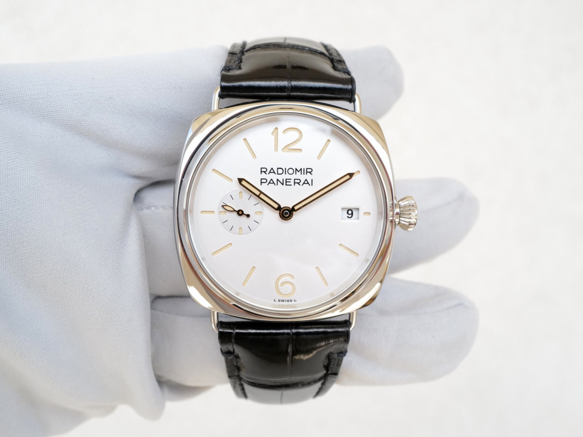 Швейцарские часы Panerai Radiomir Quaranta 40