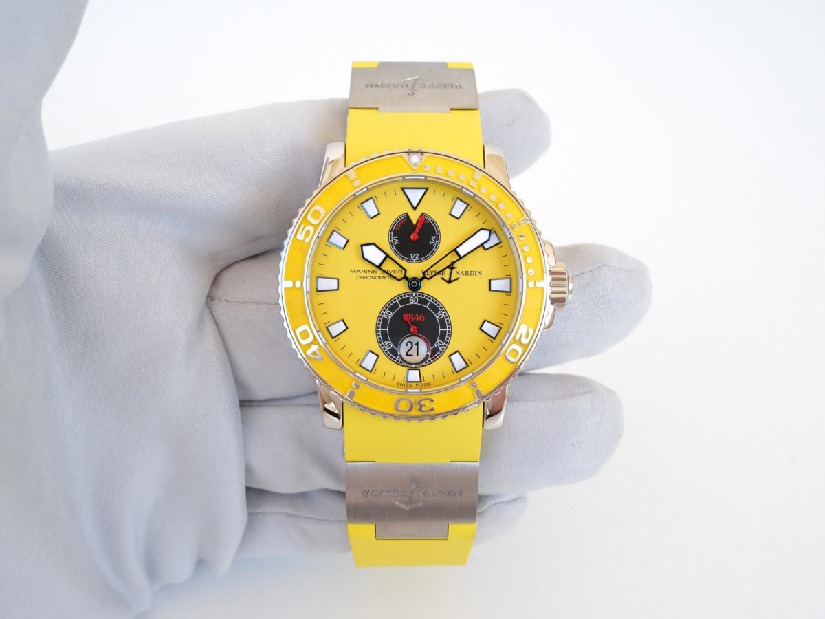 Швейцарские часы Ulysse Nardin Maxi Marine Diver Yellow Dial 43