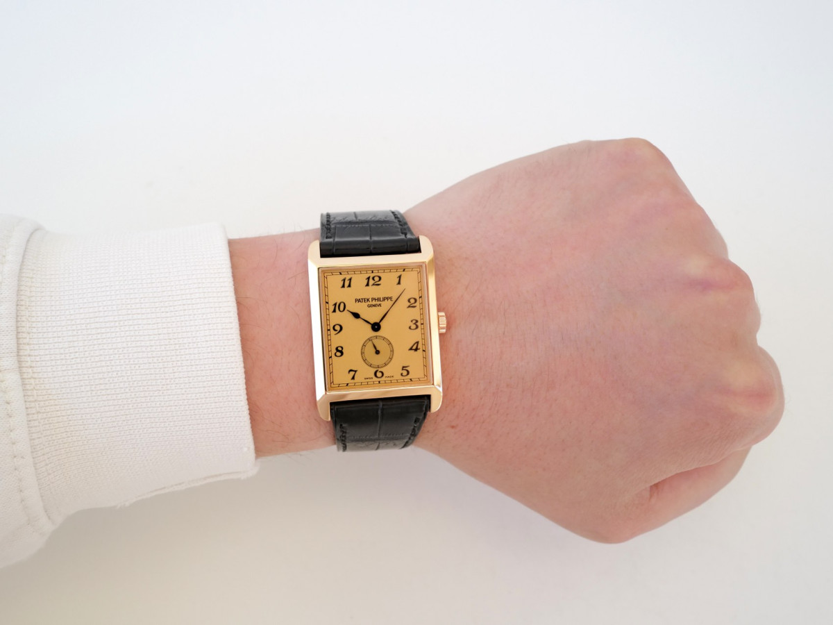 Швейцарские часы Patek Philippe Gondolo 18K Rose Gold