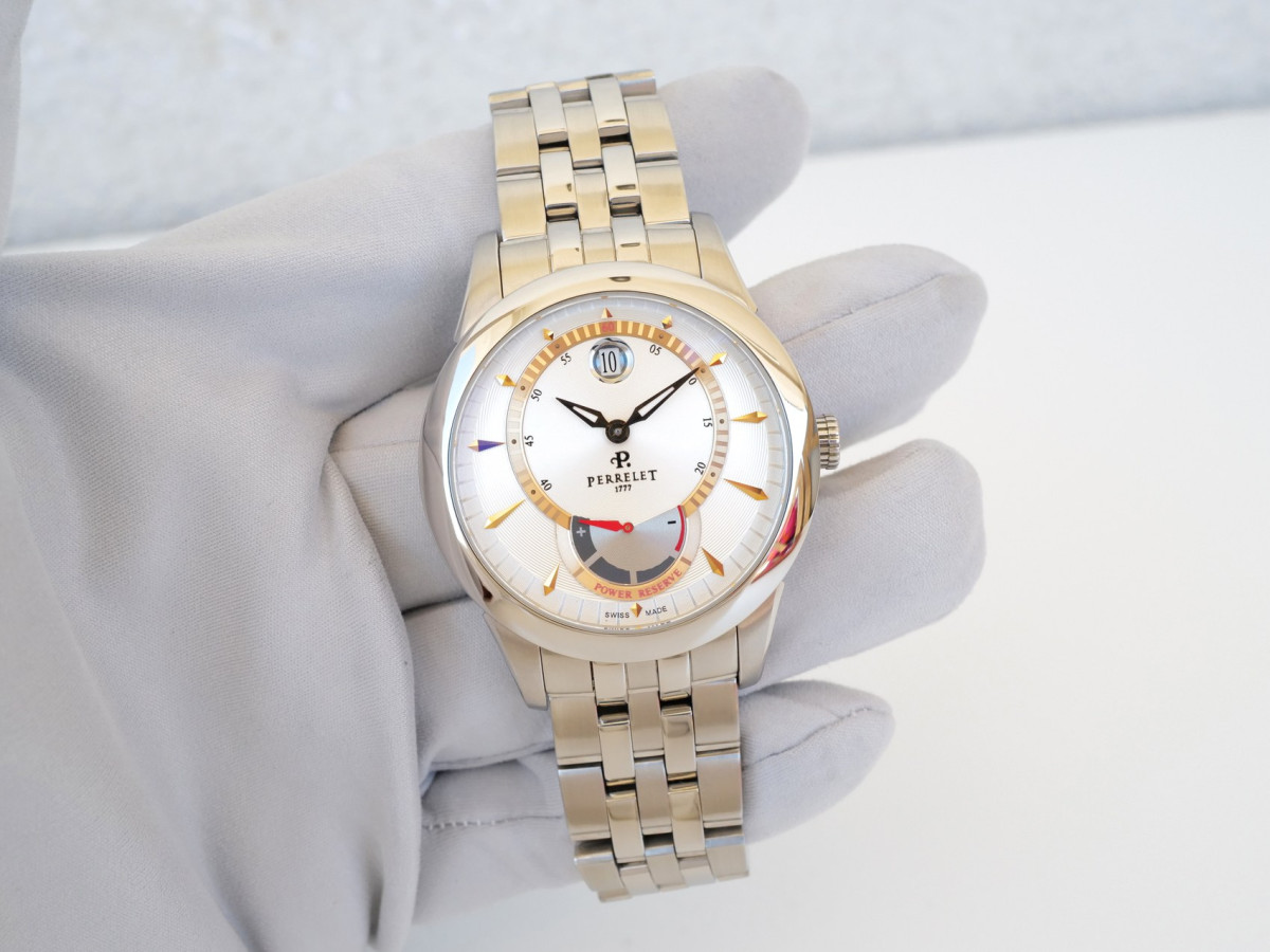 Швейцарские часы Perrelet Power Reserve 40