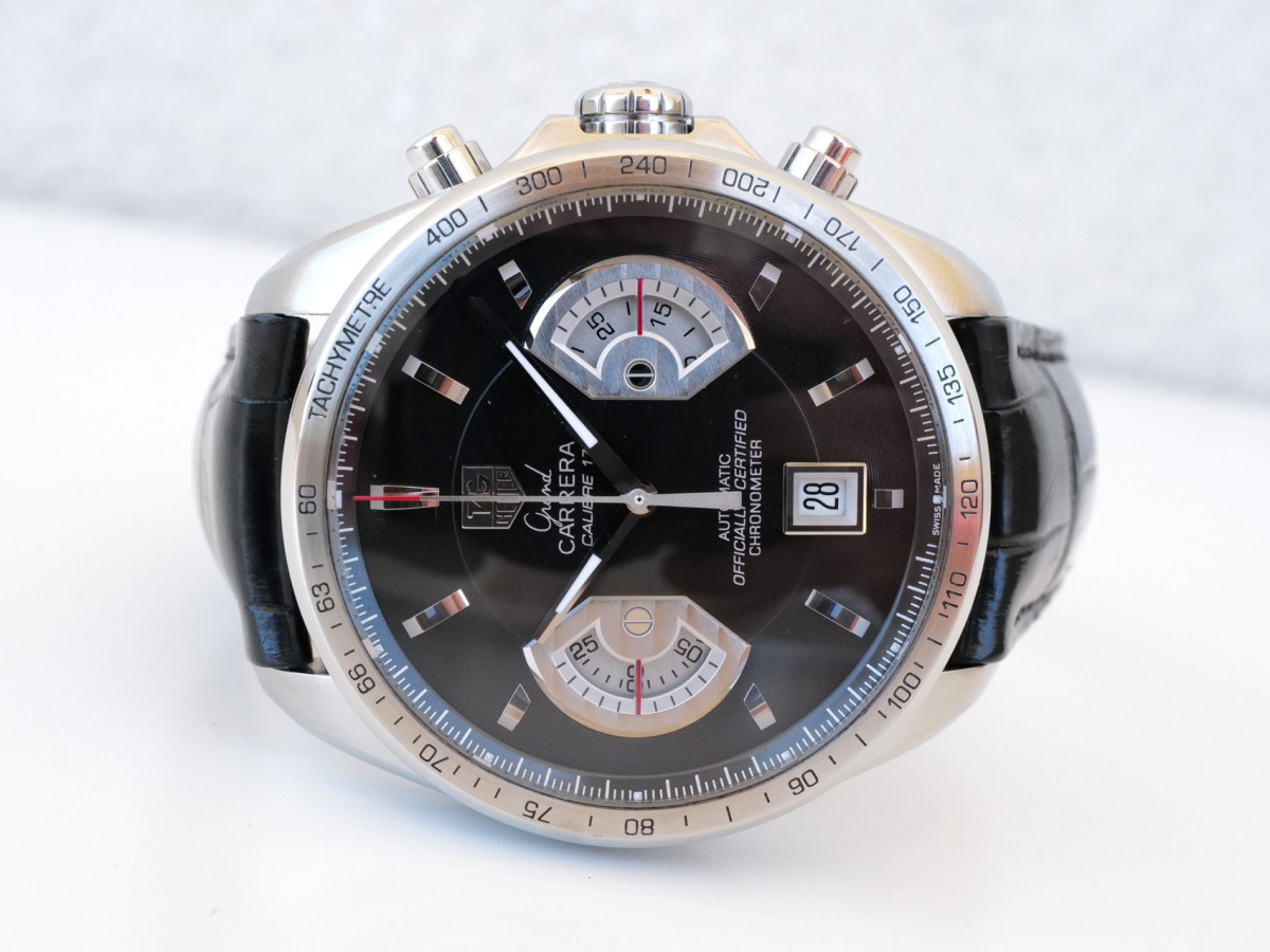 Швейцарские часы TAG Heuer Grand Carrera Chronograph Black Dial 43
