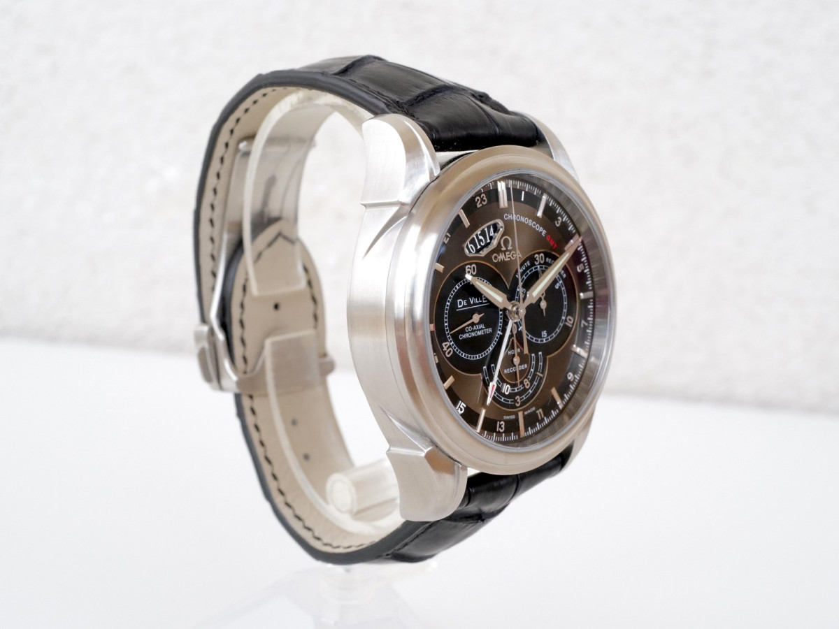 Швейцарские часы Omega De Ville Chronoscope GMT Chronograph 44