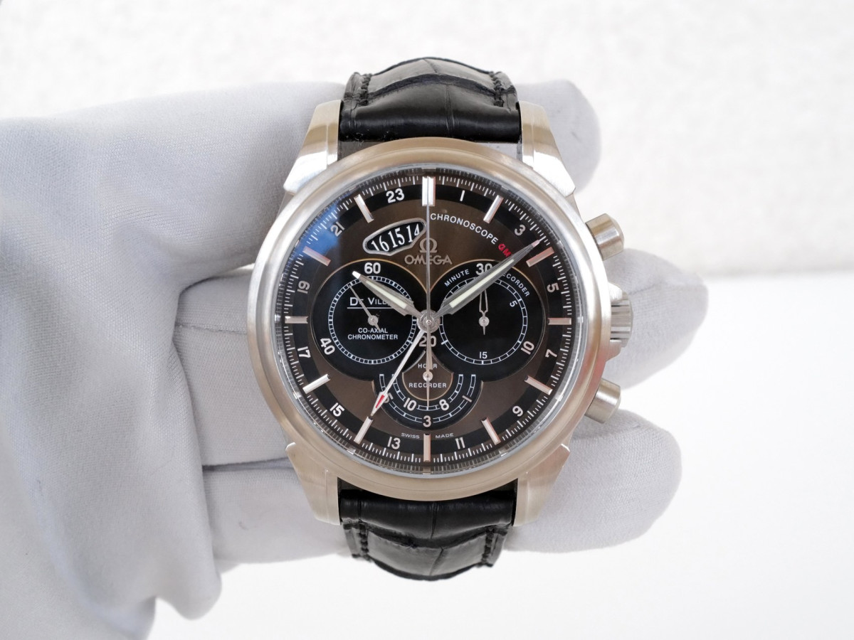 Швейцарские часы Omega De Ville Chronoscope GMT Chronograph 44