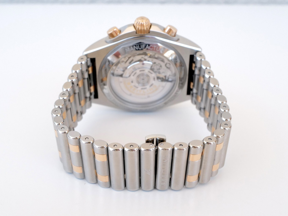Швейцарський годинник Breitling Chronomat B01 42 Steel Rose Gold Blue Dial