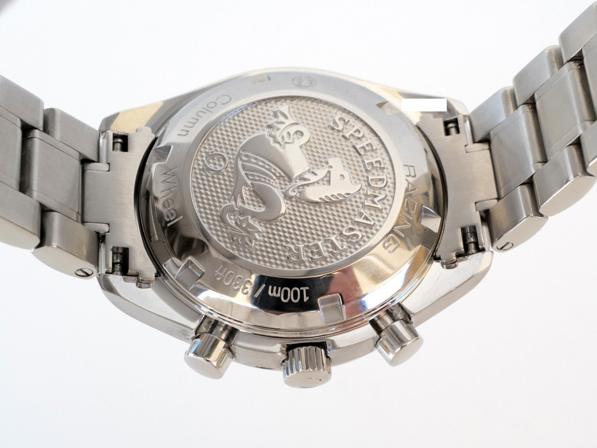Швейцарський годинник Omega Speedmaster Racing Chronograph White Dial 40