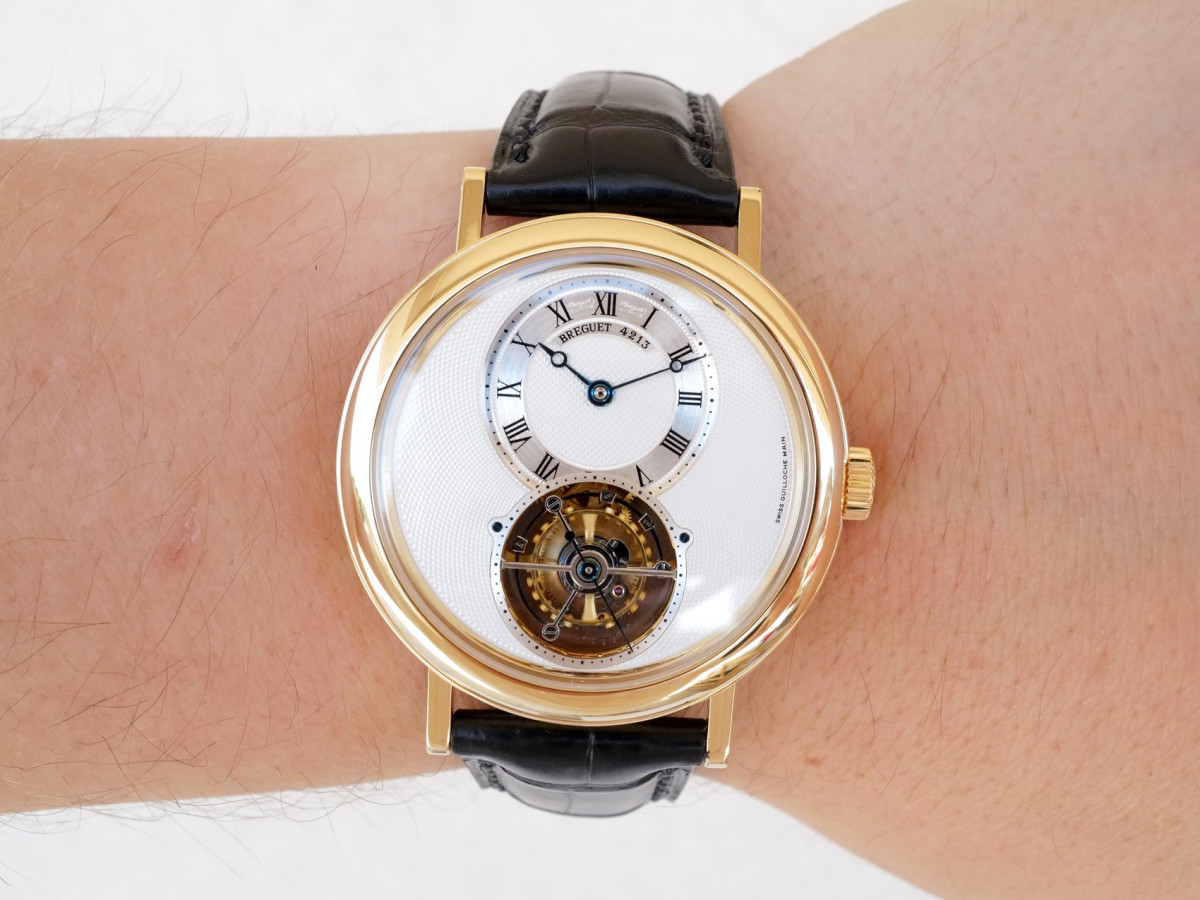 Швейцарський годинник Breguet Classique Tourbillon 18K Yellow Gold 39