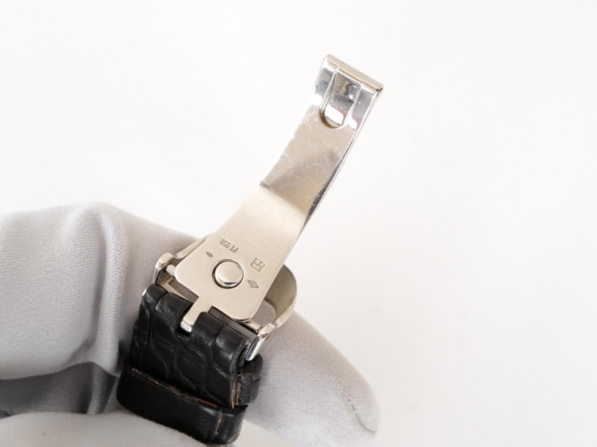 Швейцарские часы Jaeger-LeCoultre Reverso Septantieme Platinum Limited Edition