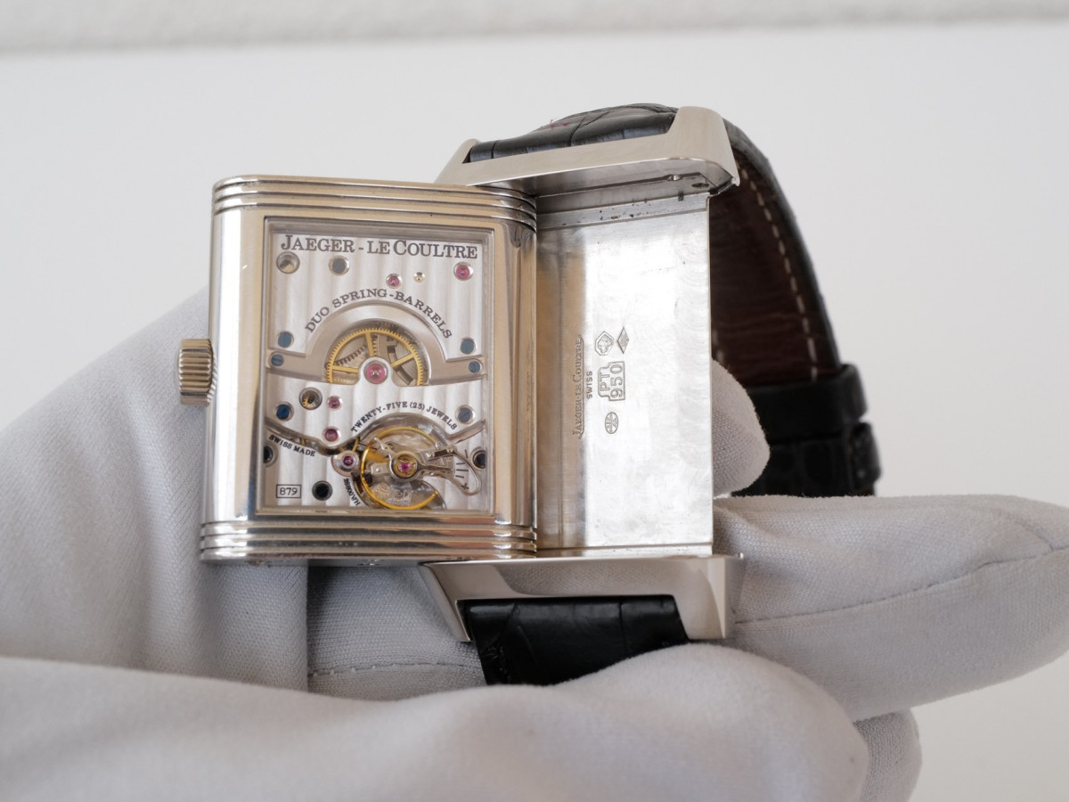 Швейцарские часы Jaeger-LeCoultre Reverso Septantieme Platinum Limited Edition