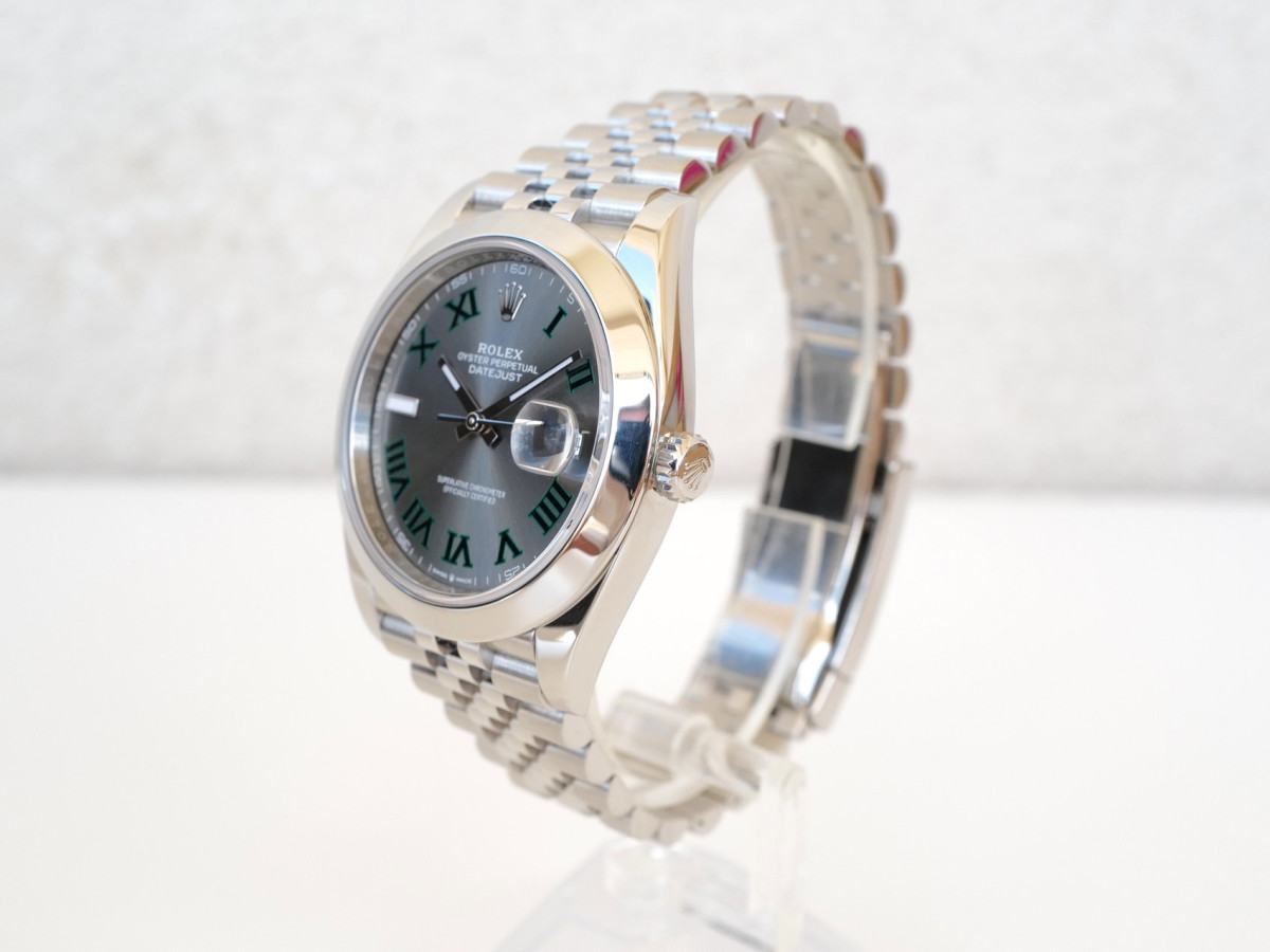 Швейцарський годинник Rolex Datejust 41 Wimbledon Dial Domed Bezel Jubilee Bracelet