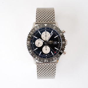 Швейцарський годинник Breitling Chronoliner Chronograph GMT Black Dial 46