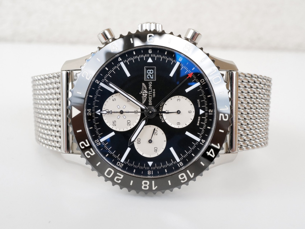 Швейцарський годинник Breitling Chronoliner Chronograph GMT Black Dial 46