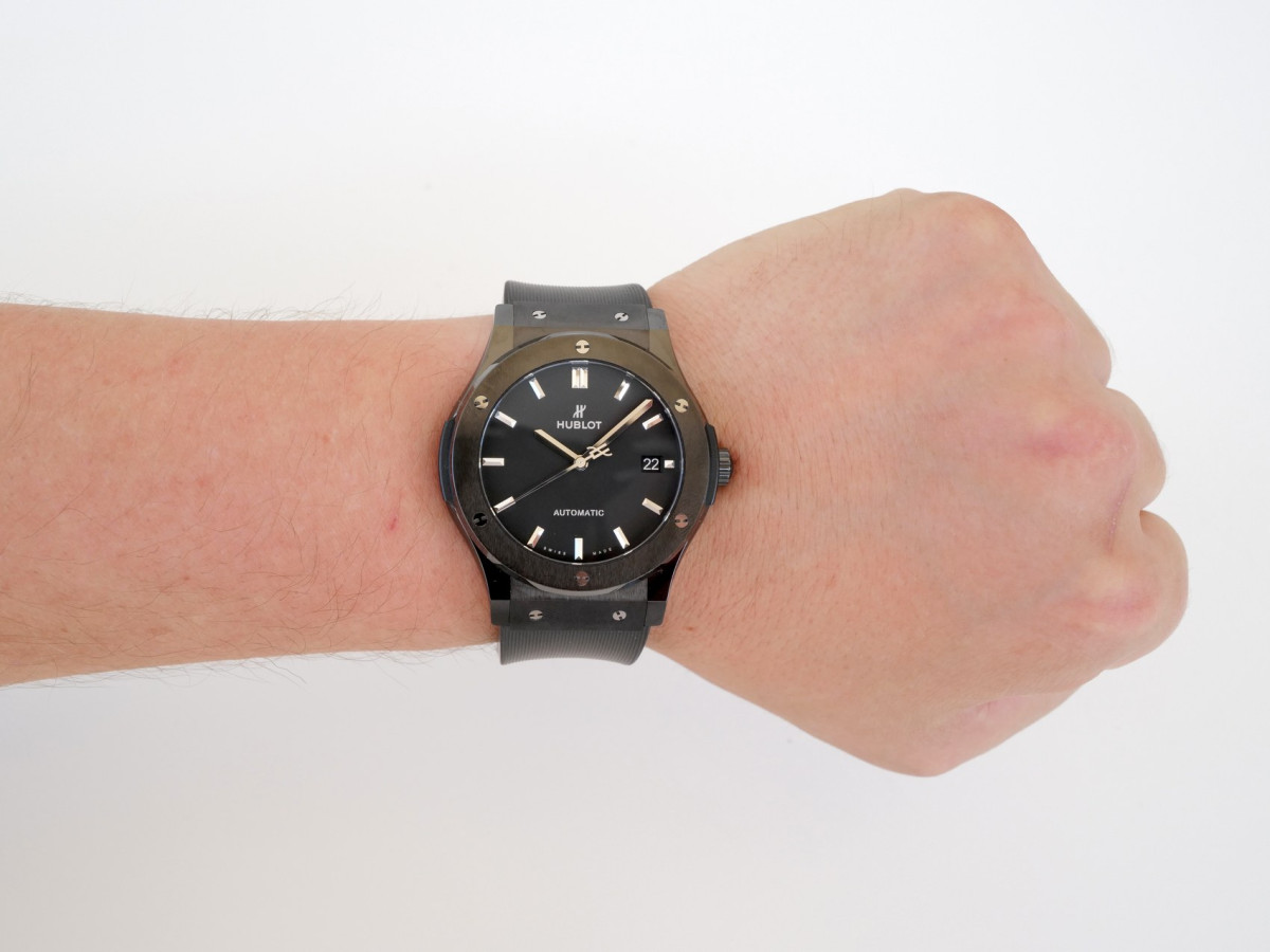 Швейцарские часы Hublot Classic Fusion Black Magic Ceramic 45