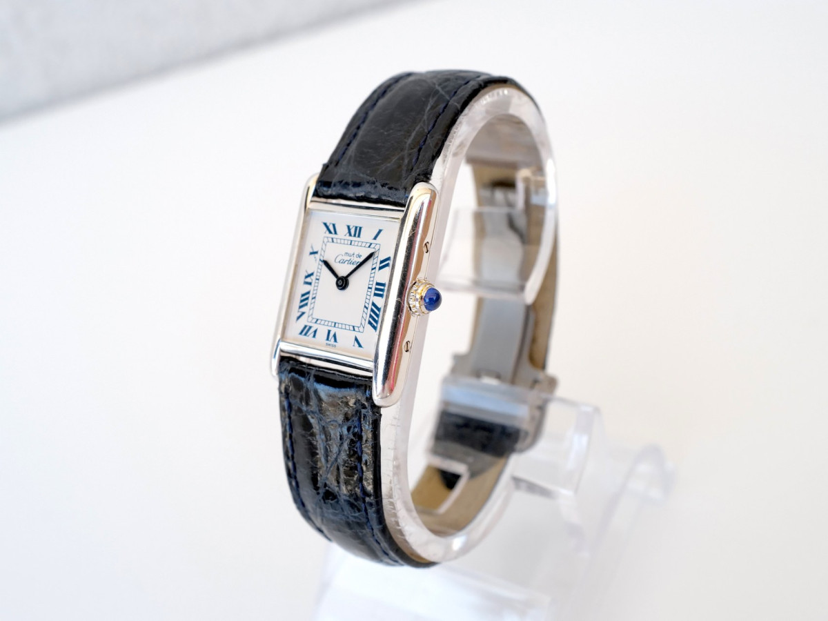 Швейцарские часы Cartier Must Tank Ivory Roman Dial