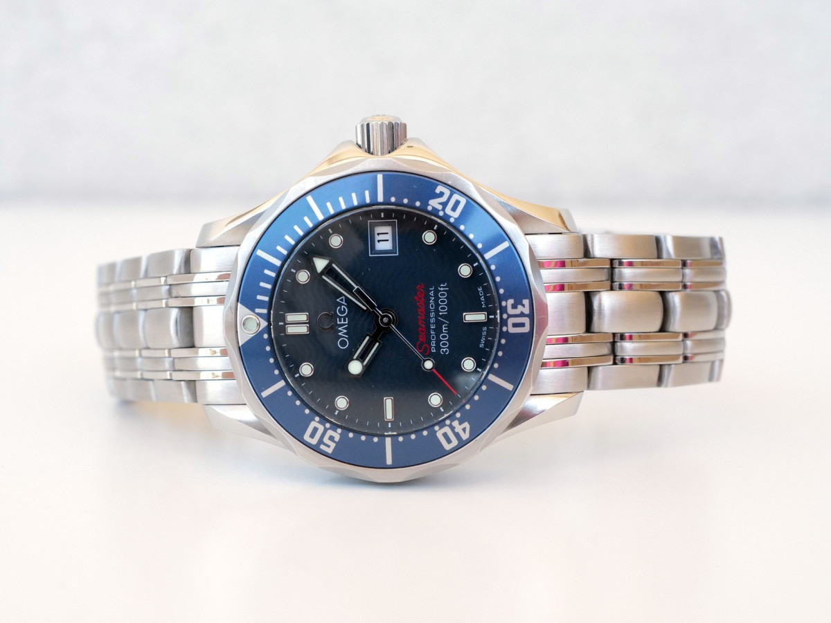 Швейцарские часы Omega Seamaster Diver 300M 28