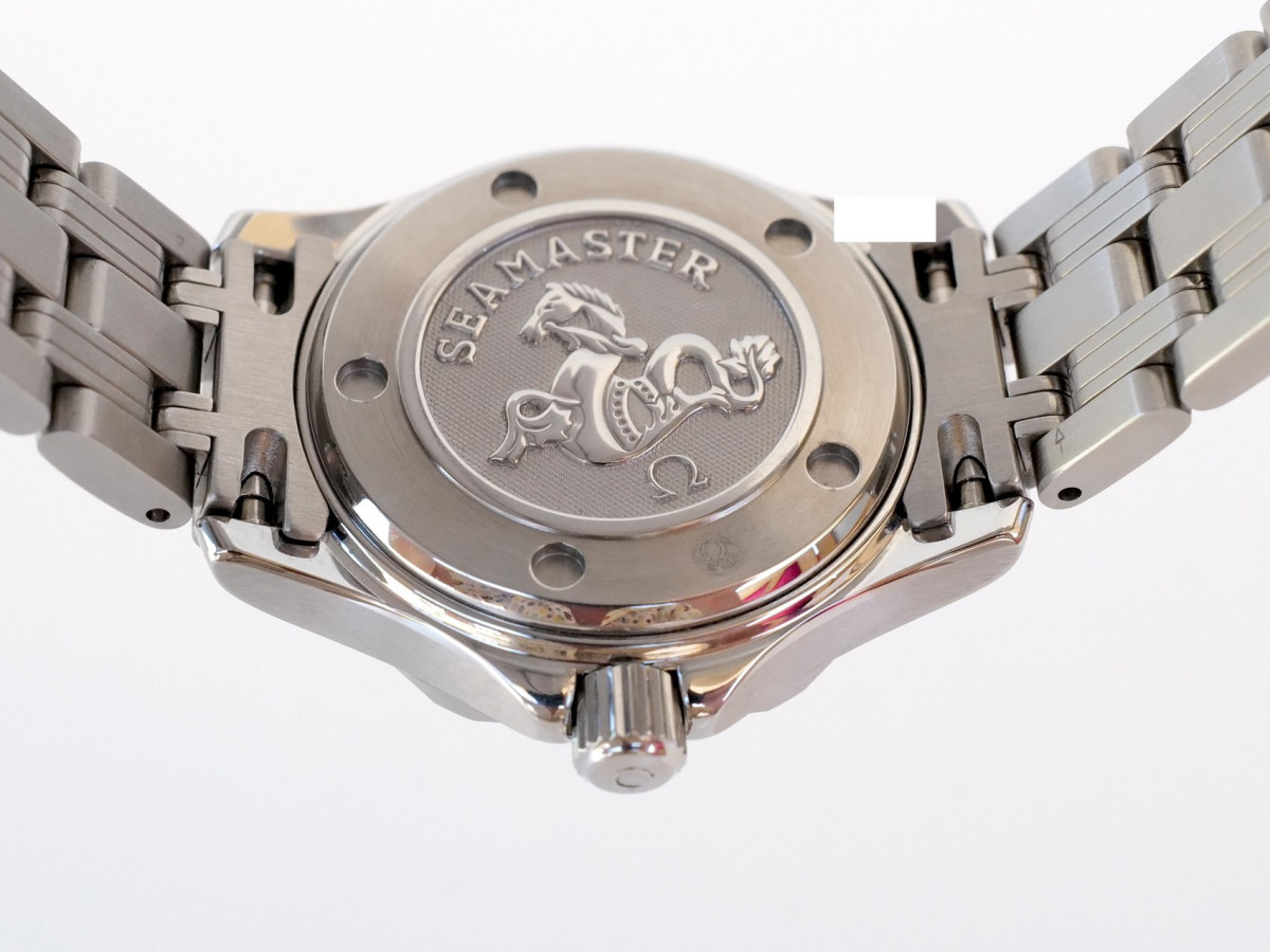Швейцарские часы Omega Seamaster Diver 300M 28