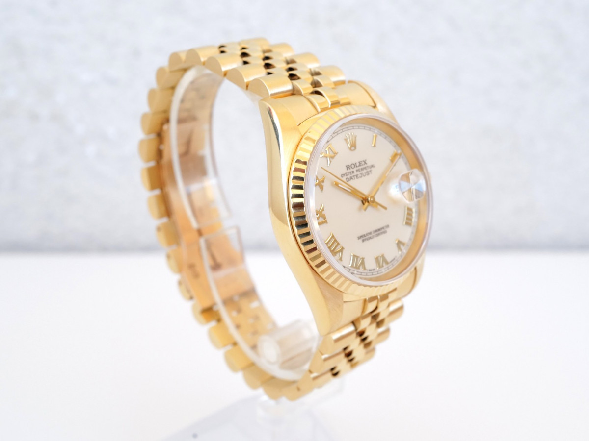 Швейцарские часы Rolex Datejust 36 Jubilee 18K Yellow Gold Cream Ivory Roman Dial
