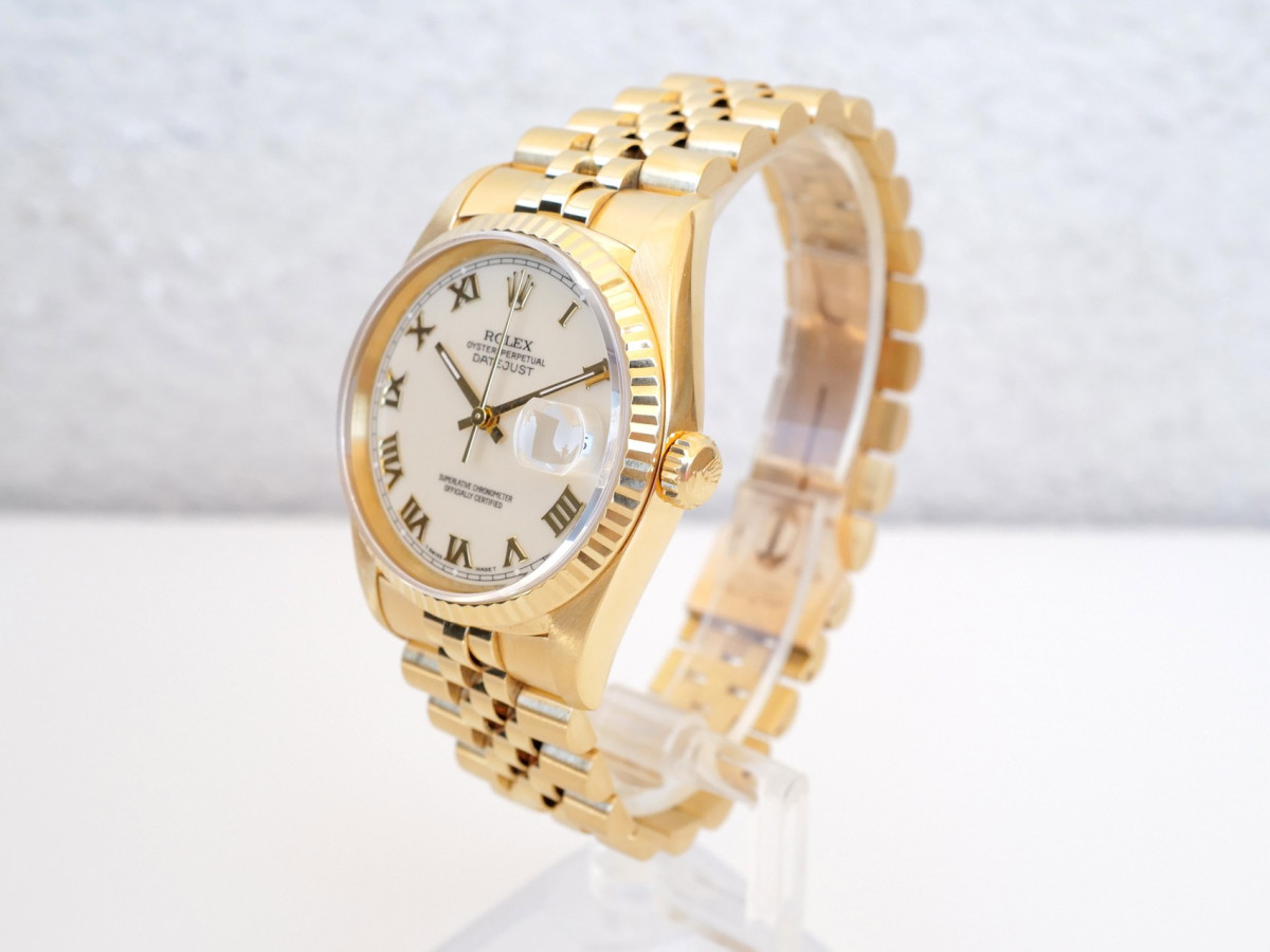 Швейцарские часы Rolex Datejust 36 Jubilee 18K Yellow Gold Cream Ivory Roman Dial