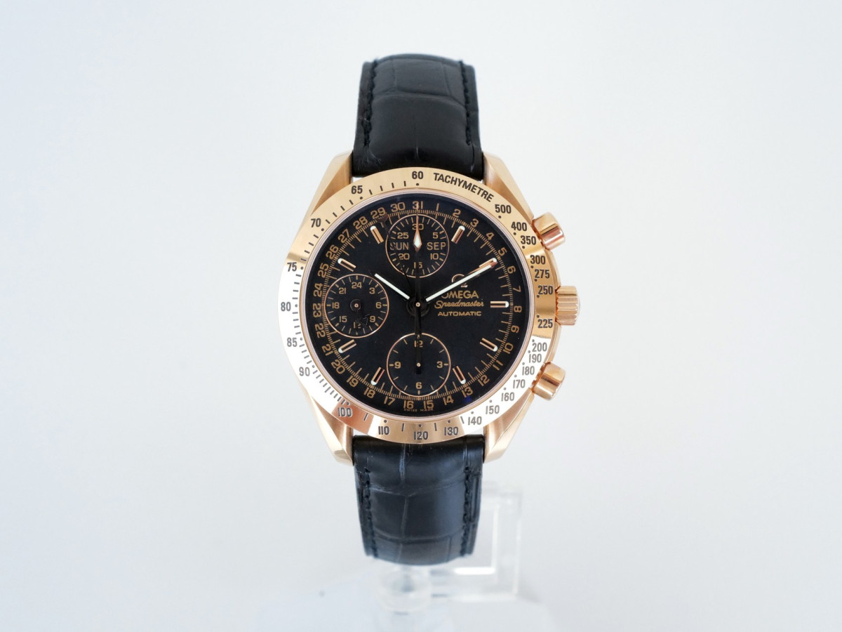 Швейцарський годинник Omega Speedmaster Day-Date 18K Rose Gold 39