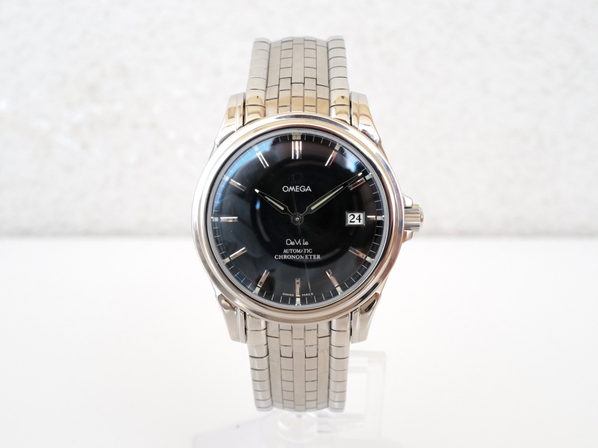 Швейцарские часы Omega De Ville Co-Axial Black Dial 38
