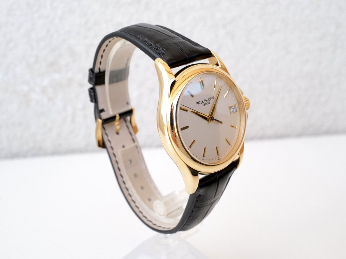 Швейцарские часы Patek Philippe Calatrava 18K Yellow Gold 37