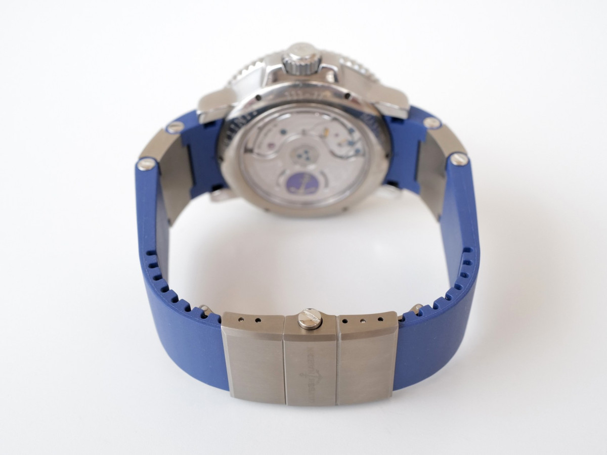 Швейцарские часы Ulysse Nardin Marine Aqua Perpetual GMT Limited Edition 43