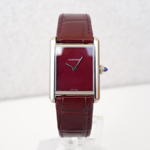 Швейцарские часы Cartier Tank Must De Cartier Burgundy Dial