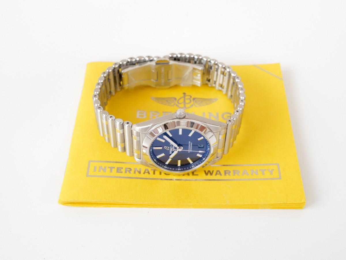 Швейцарские часы Breitling Chronomat 32