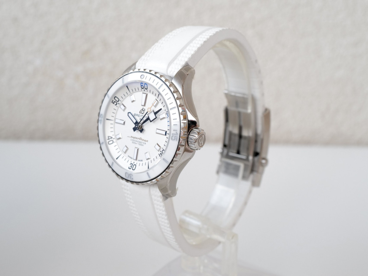 Швейцарские часы Breitling Superocean 36