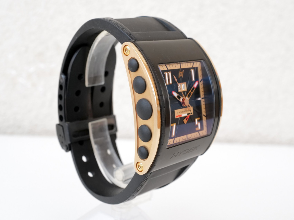 Swiss watch Hysek Kilada Power Reserve