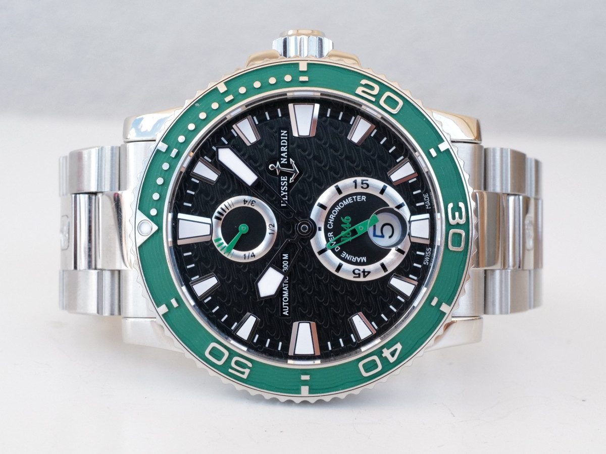 Швейцарские часы Ulysse Nardin Maxi Marine Diver Limited Edition of 100 Green Bezel 43