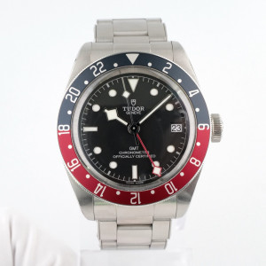 Швейцарские часы Tudor Black Bay GMT Pepsi 41