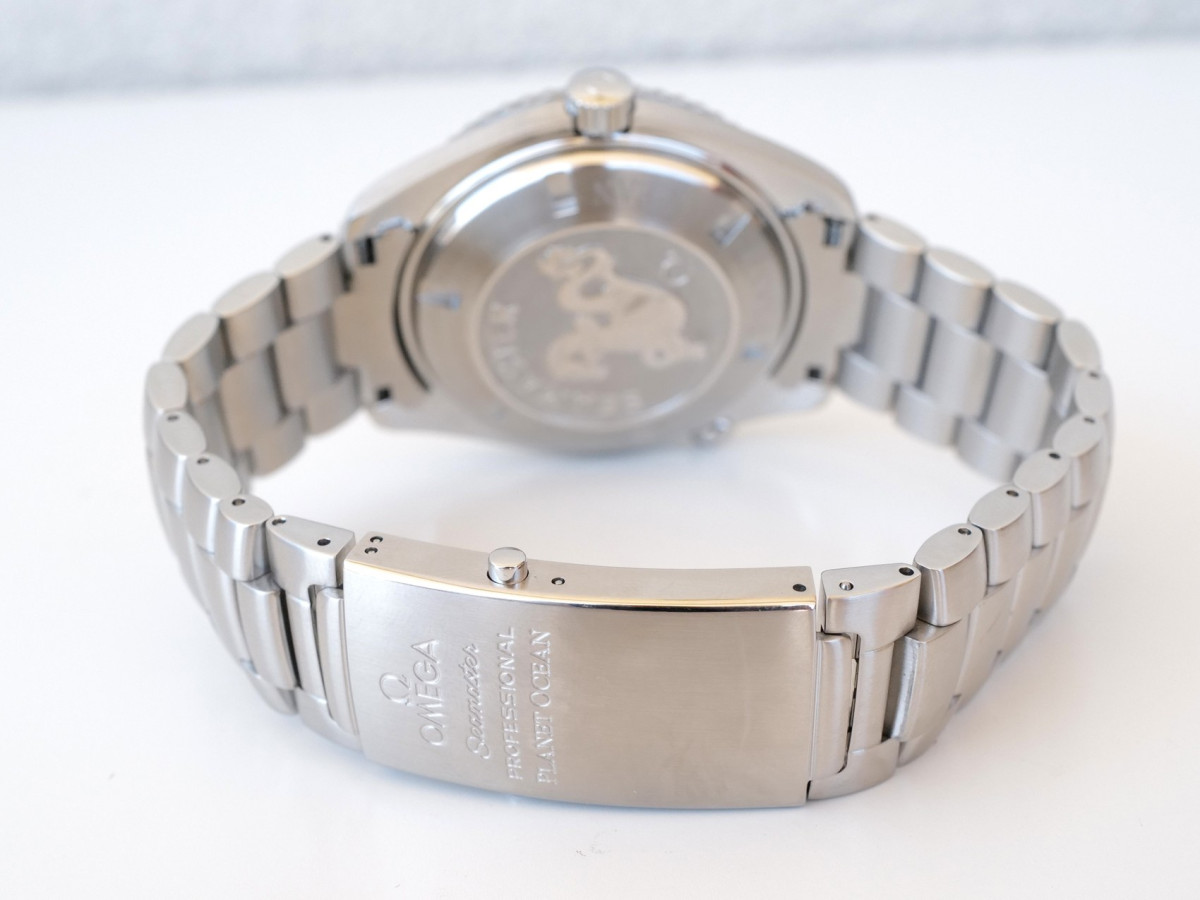 Швейцарський годинник Omega Seamaster Planet Ocean Co-Axial Black Dial 46