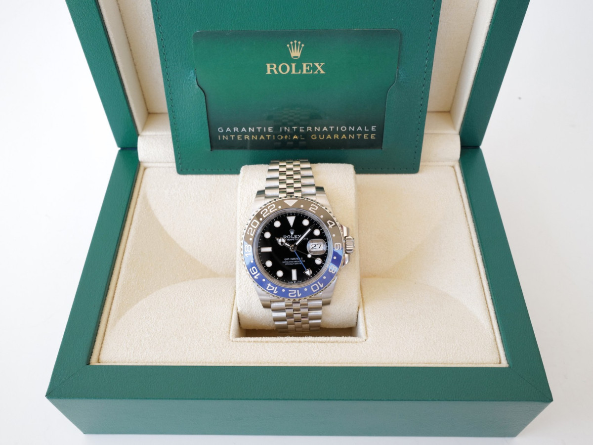 Швейцарський годинник Rolex GMT-Master II Batgirl (2025)