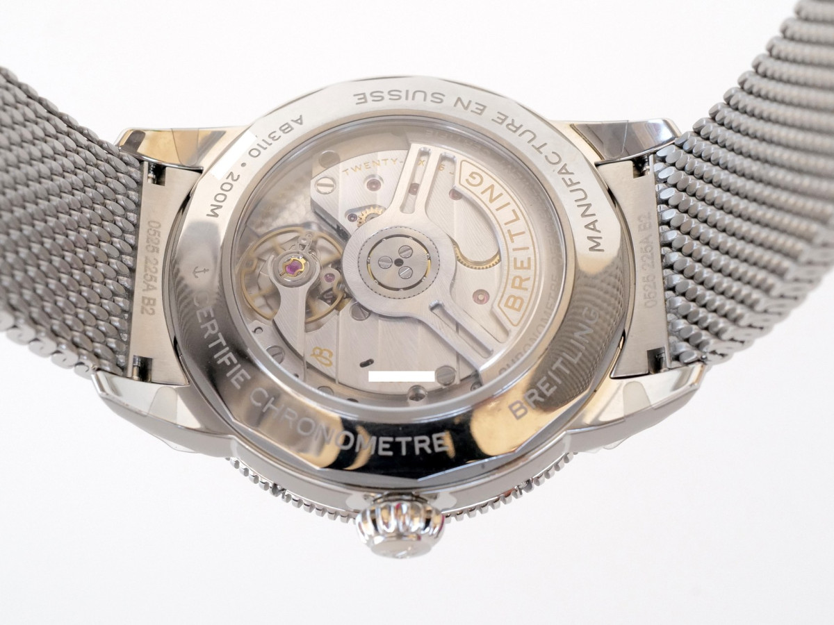 Swiss watch Breitling Superocean Heritage B31 Automatic 40