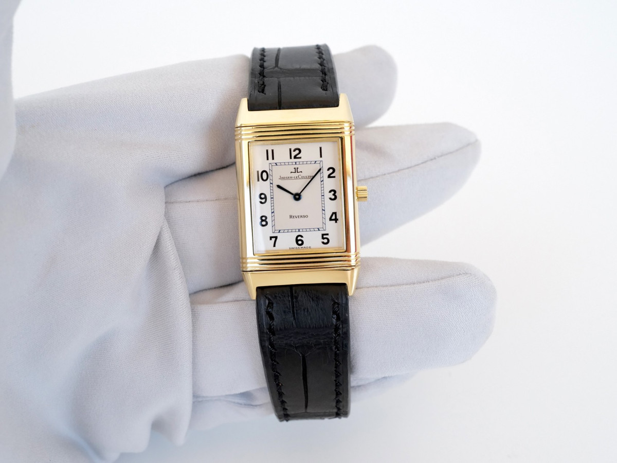 Swiss watch Jaeger-LeCoultre Reverso Classique 18K Yellow Gold