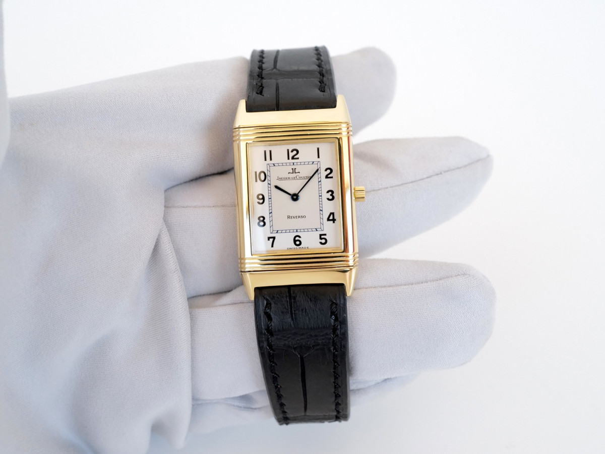 Swiss watch Jaeger-LeCoultre Reverso Classique 18K Yellow Gold