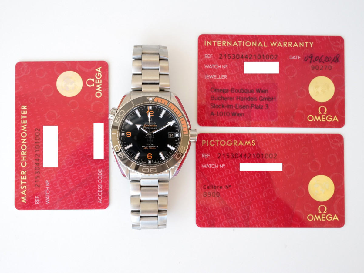 Швейцарський годинник Omega Seamaster Planet Ocean 600M Black Dial 44