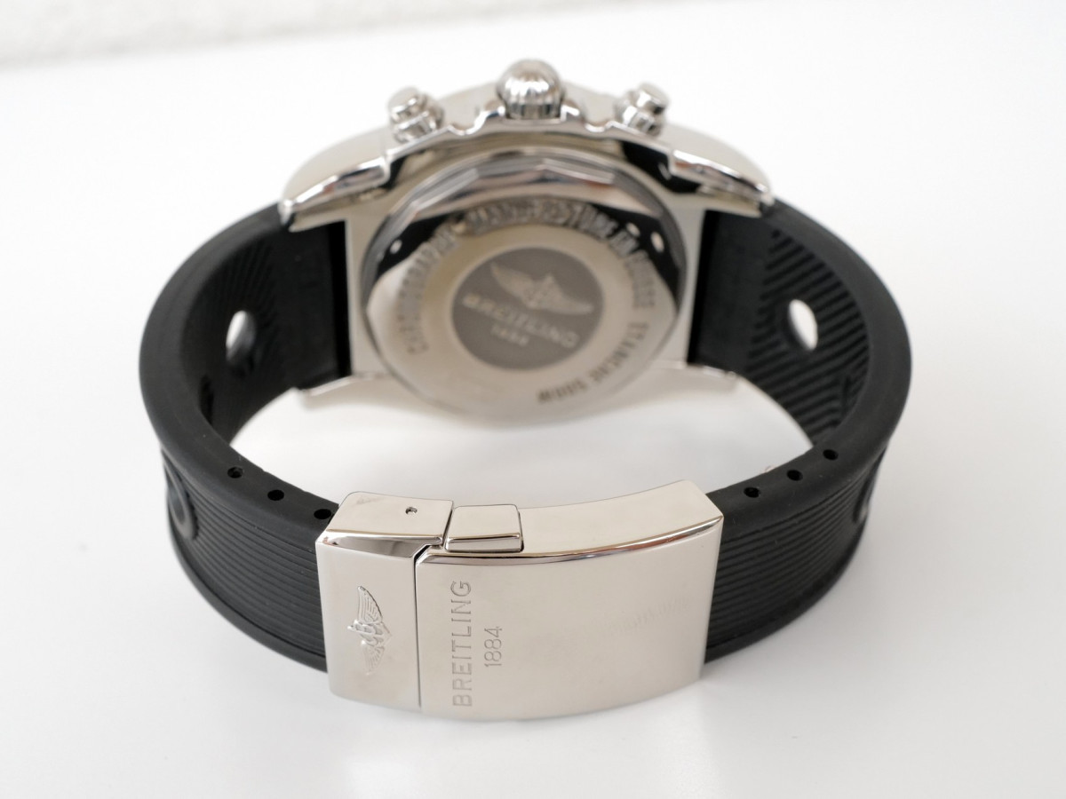 Швейцарський годинник Breitling Chronomat GMT Chronograph White Dial 47