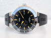 Швейцарський годинник Oris Aquis Small Second Date Automatic Black Dial Rubber Strap 46