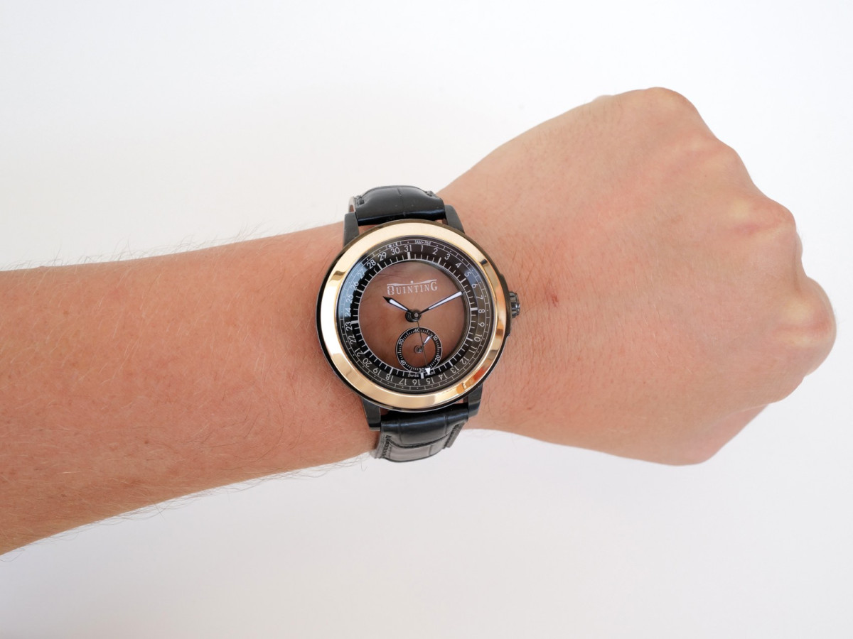 Швейцарський годинник Quinting Mysterious Quadrinal 18K Rose Gold Bezel 44