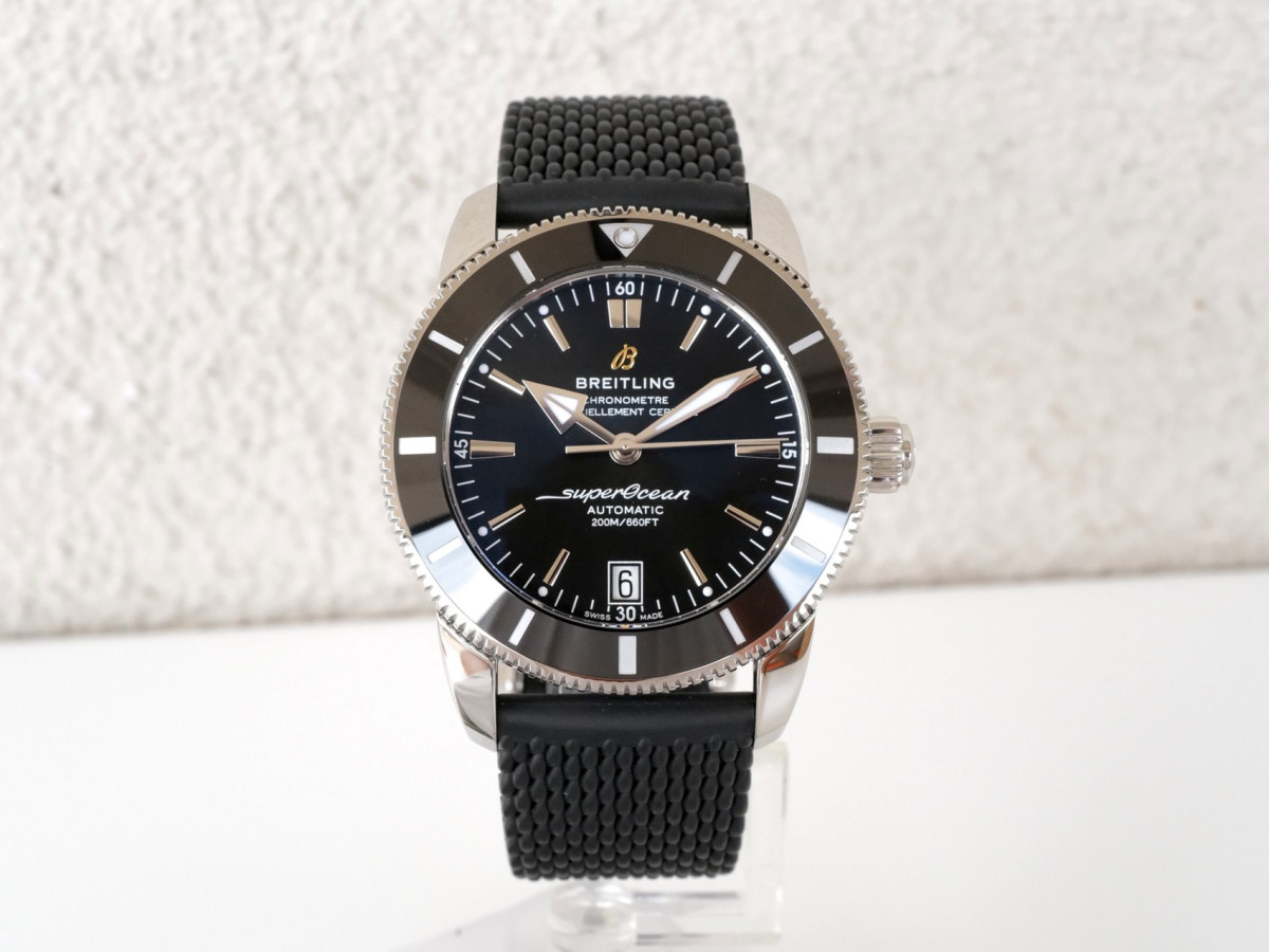 Швейцарские часы Breitling Superocean Heritage B20 Automatic 42